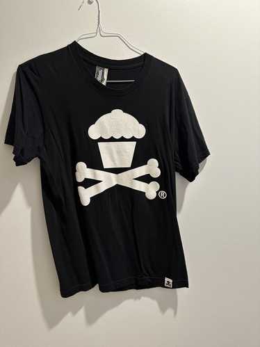 Johnny Cupcakes × Made In Usa Johnny Cupcakes Bla… - image 1