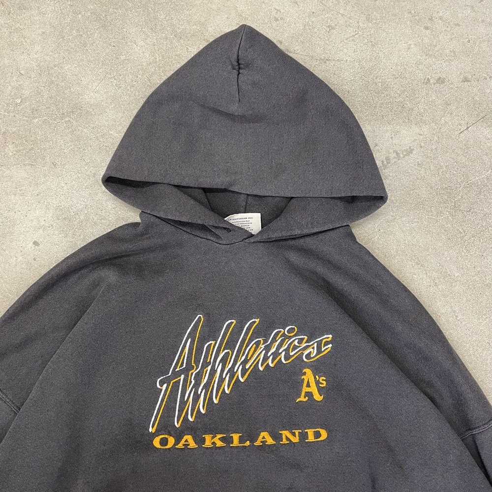 MLB × Streetwear × Vintage 90s Oakland a’s athlet… - image 2