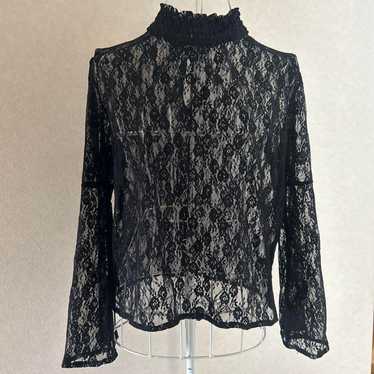 Black lace frilled long-sleeve blouse with floral… - image 1