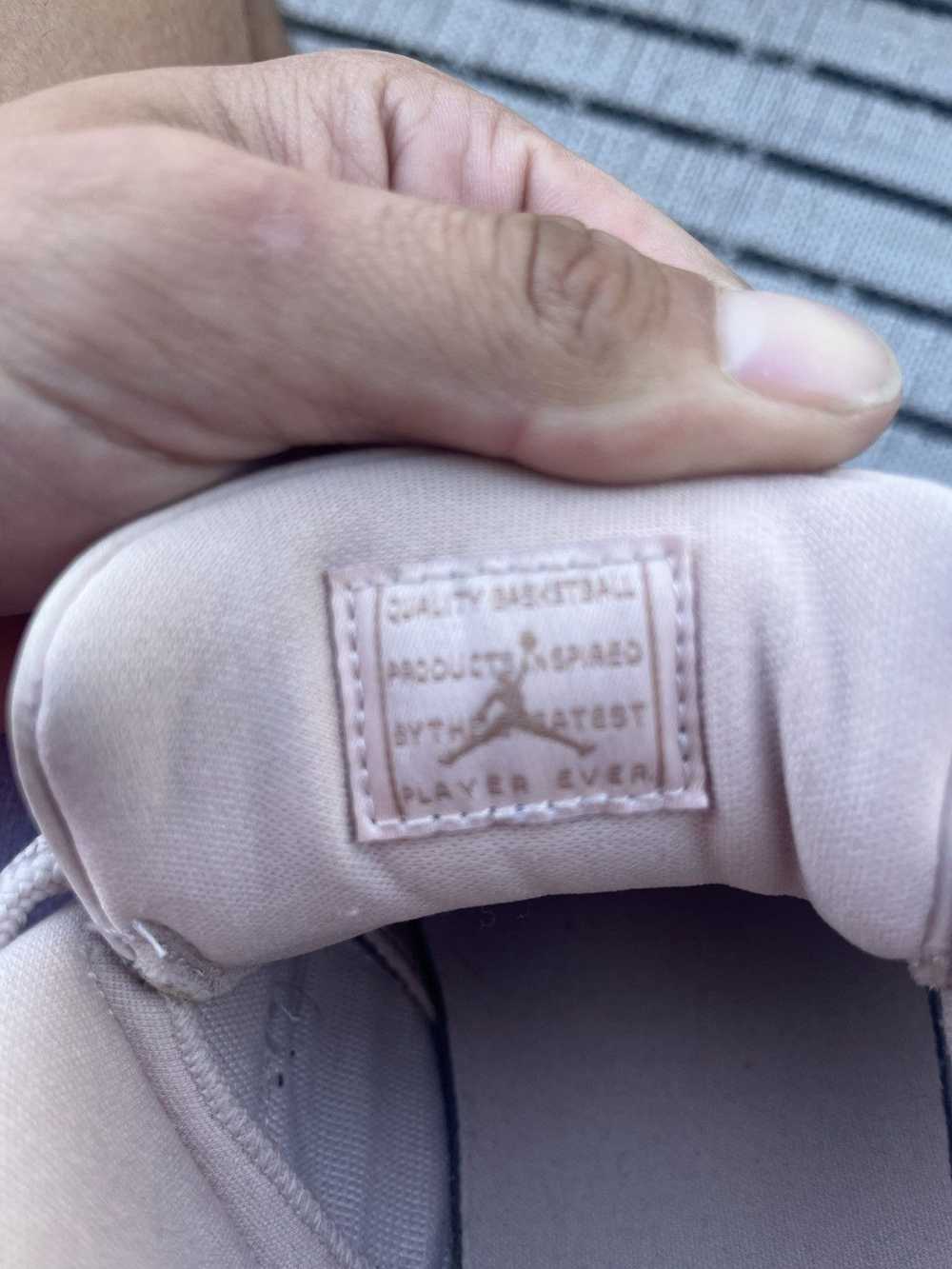 Jordan Brand Rose gold 11s - image 9