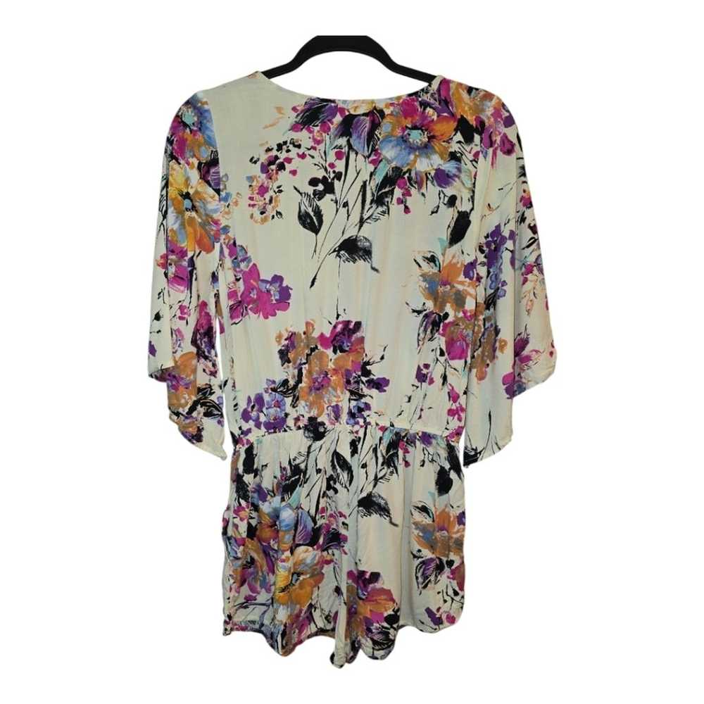 Umgee Women's White Floral Romper, Size Small EUC - image 6