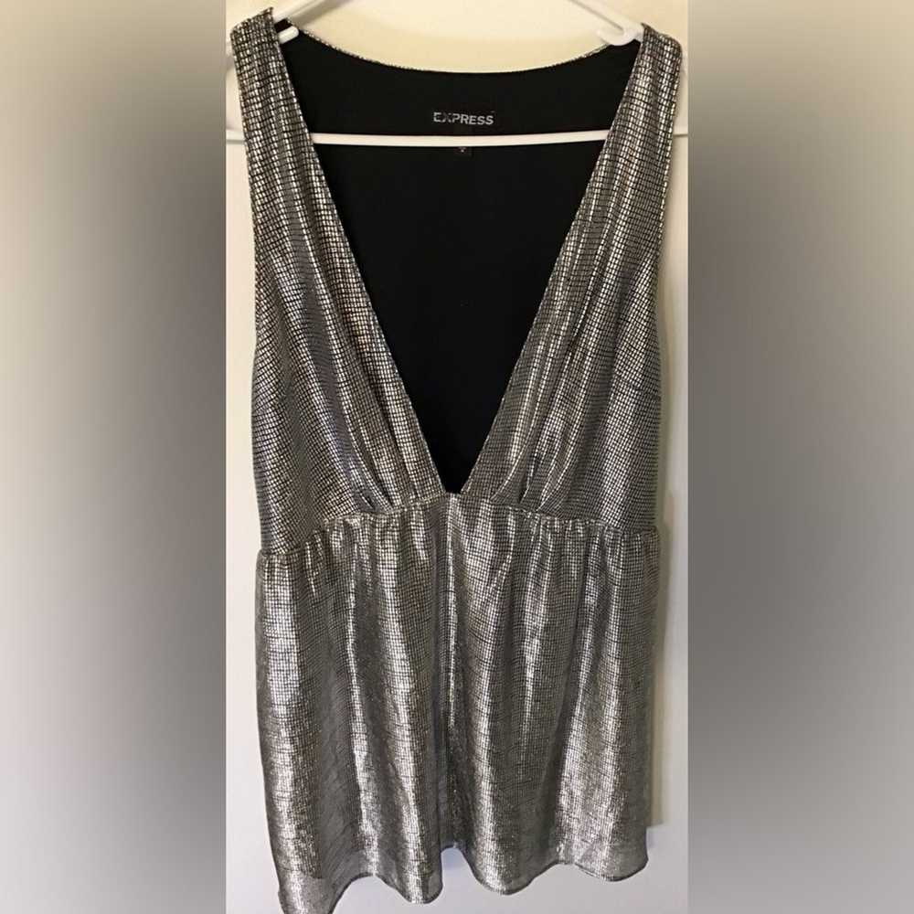 Express silver dress size medium - image 4