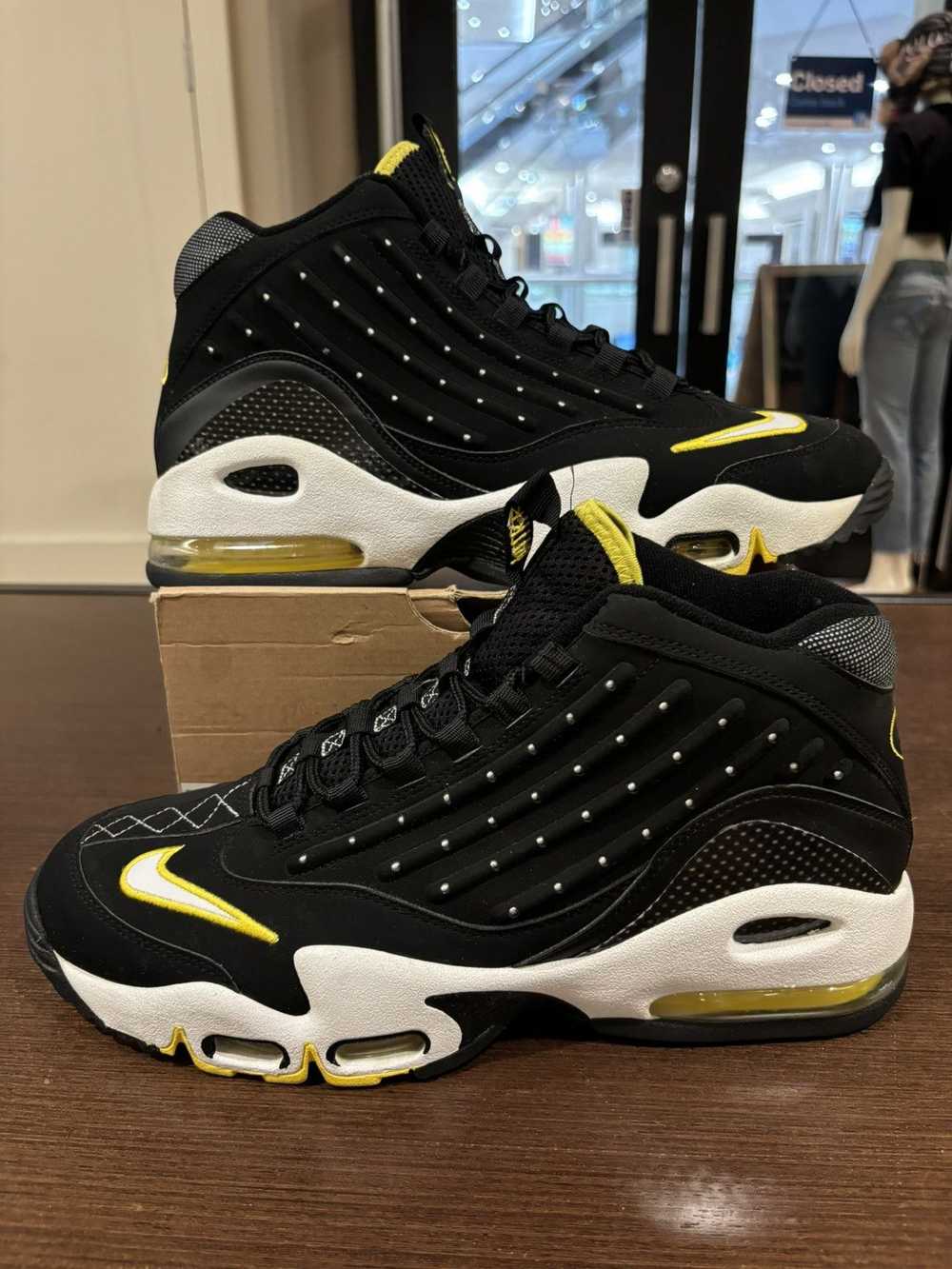 Nike Nike Air Griffey Max Il Black Yellow - image 1