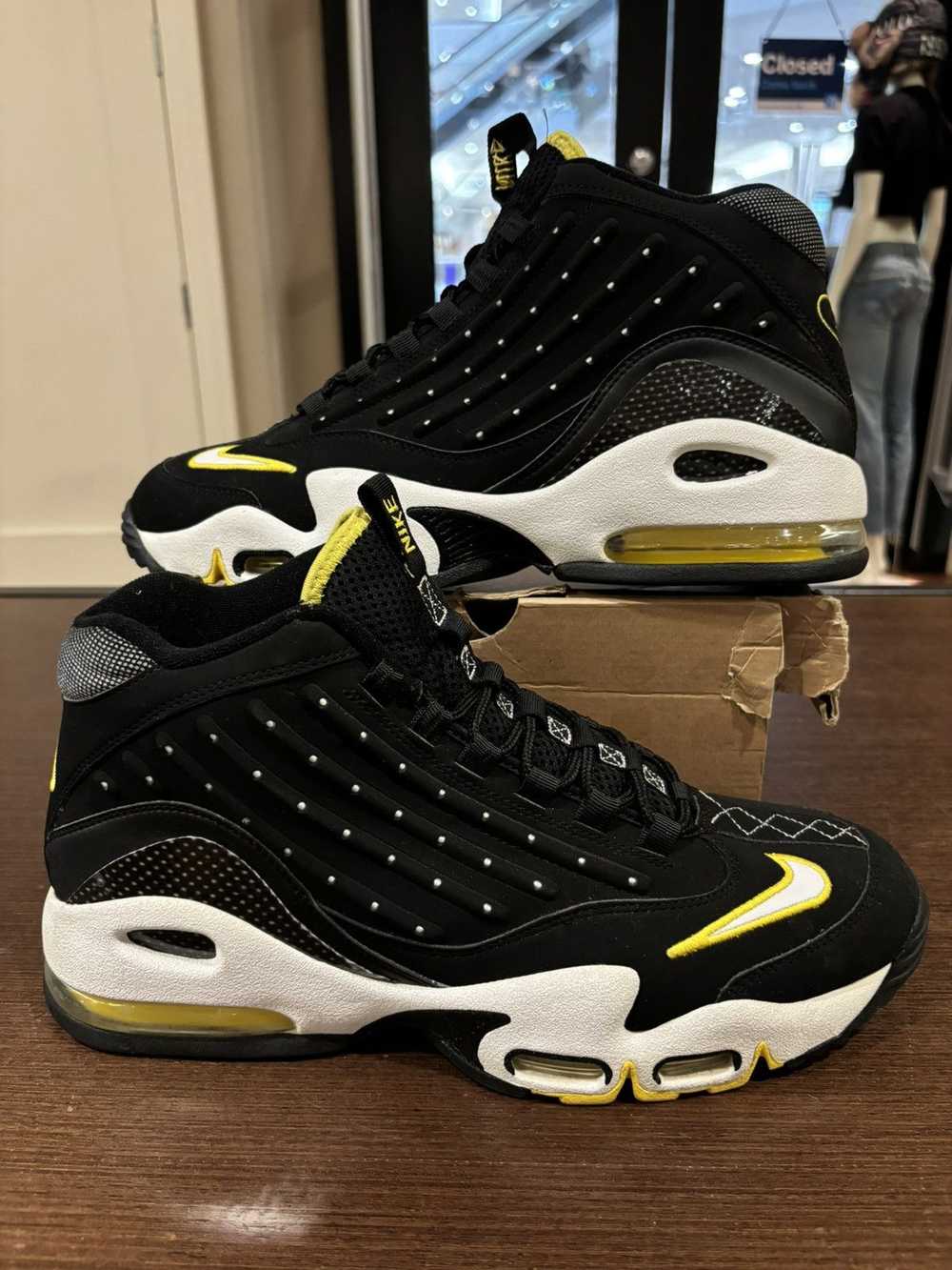 Nike Nike Air Griffey Max Il Black Yellow - image 2