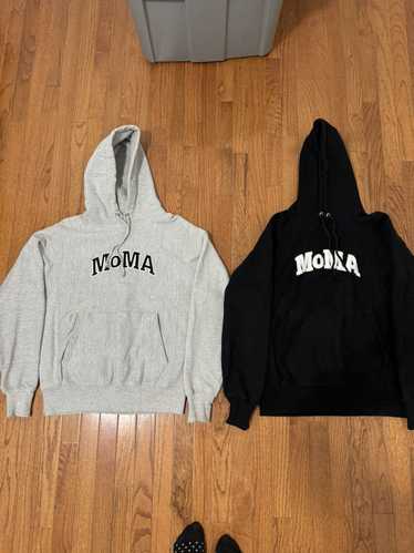 Moma SET OF 2: SMALL CHAMPION MOMA SWEATSHIRTS