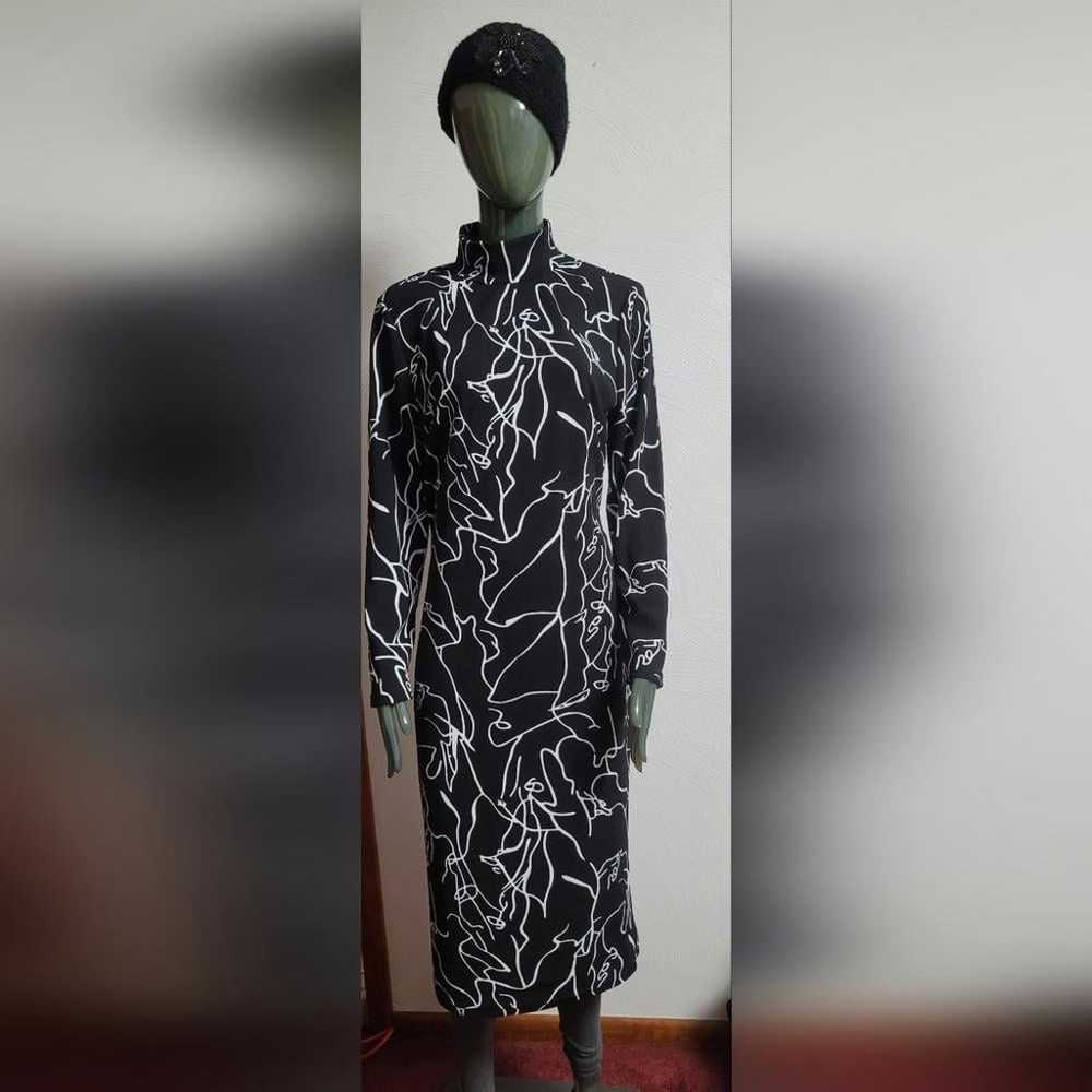 NWOT.  Shein Curve abstract dress.  1XL.  (324) - image 1