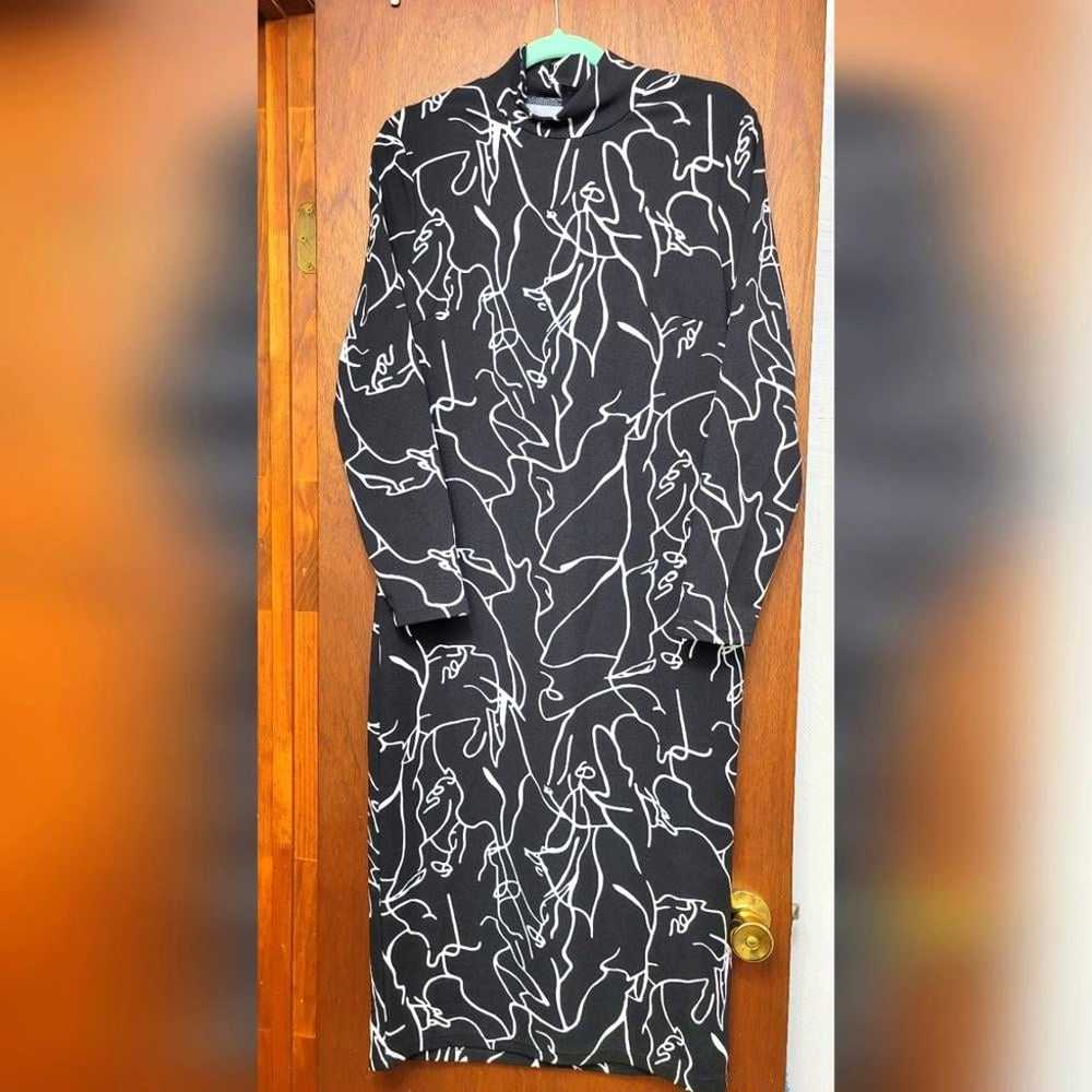 NWOT.  Shein Curve abstract dress.  1XL.  (324) - image 2