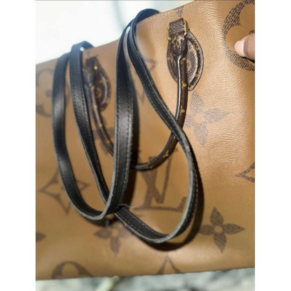 Louis Vuitton Onthego leather tote - image 6