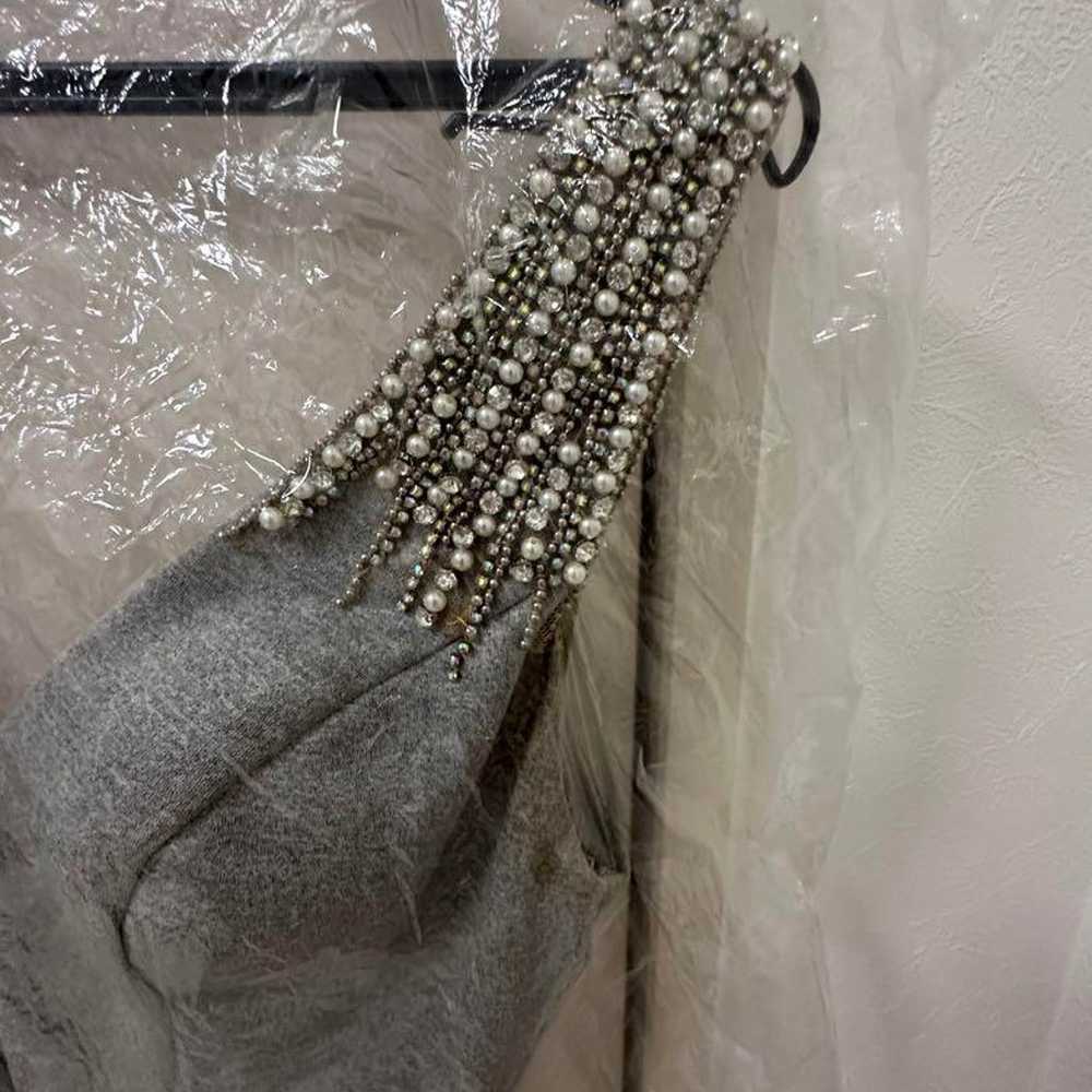 AR dress in grey. - image 3