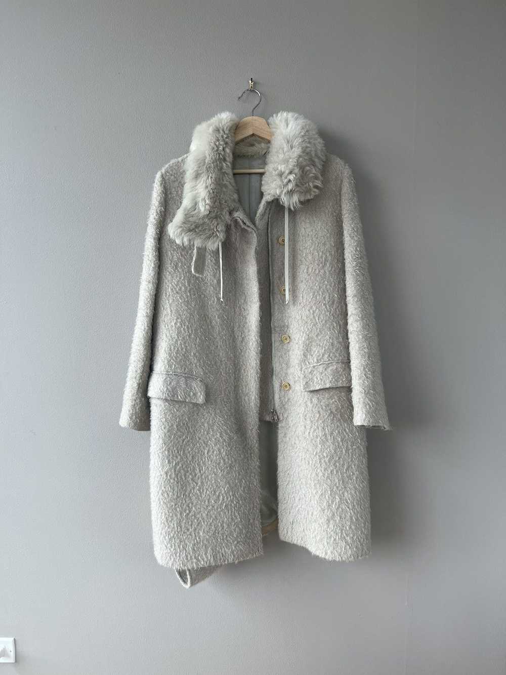 Helmut Lang AW00 Mohair Fur-Collar Coat - image 2