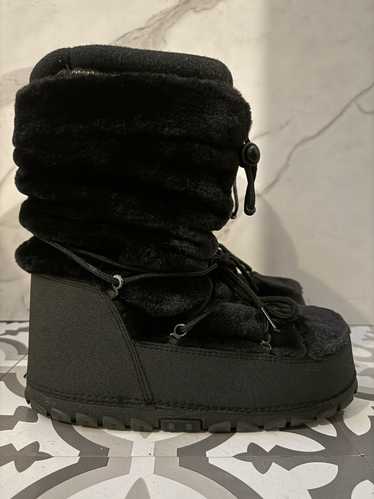 Japanese Brand Opium fur winter boots