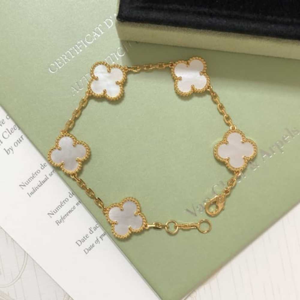 Auth 18K Yellow Gold 5 Motif Bracelet - image 6