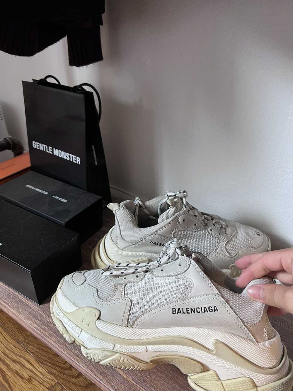 Balenciaga Balenciaga Triple S white v1 ( rare co… - image 6