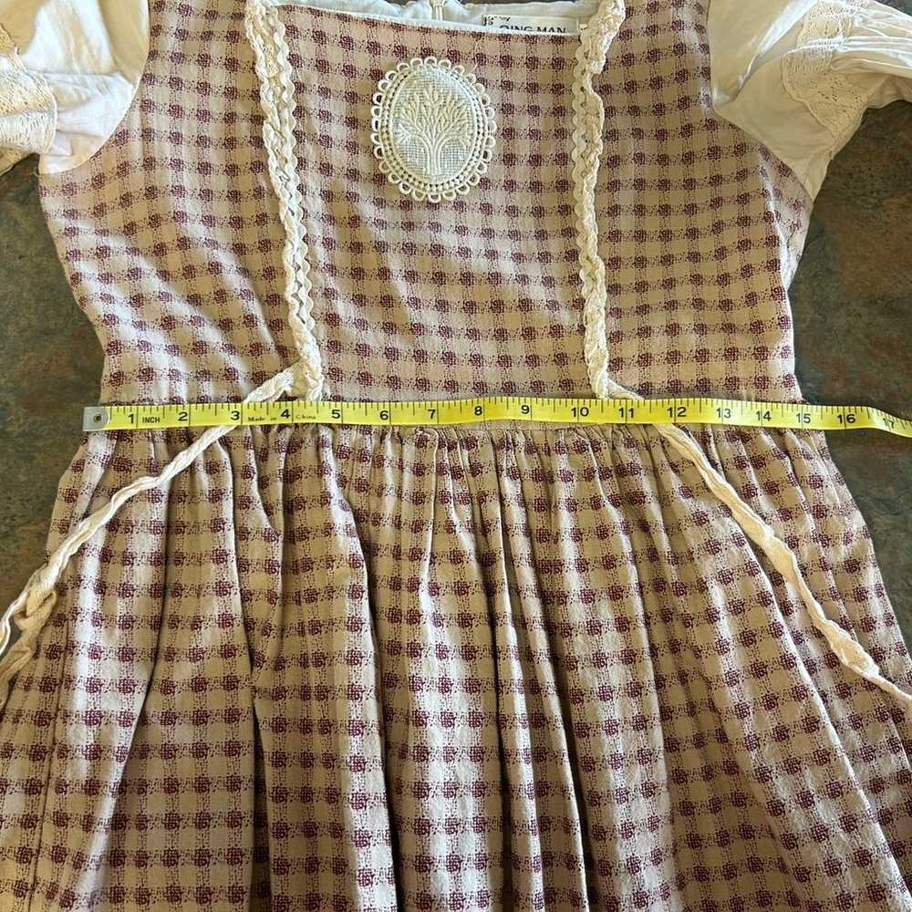 Cottagecore gingham peasant dress - image 8