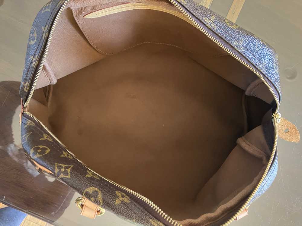 Authentic Louis Vuitton handbag - image 2