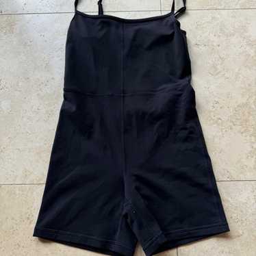 ARITZIA wilfred free black romper