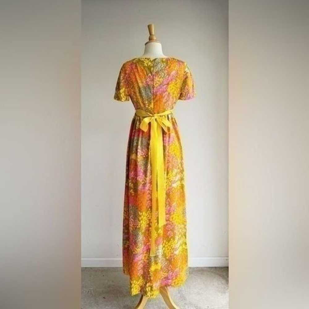 60's VINTAGE | Orange Floral Babydoll Maxi Dress … - image 5