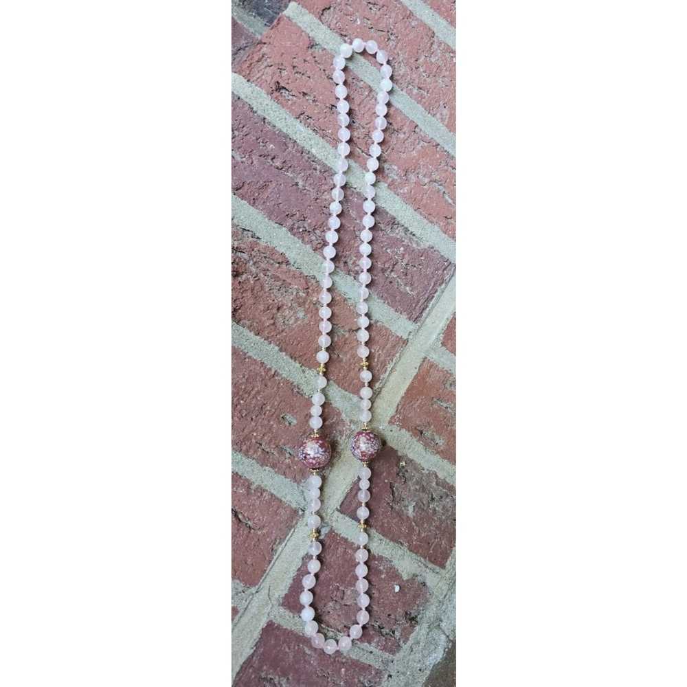 VINTAGE 32" HAND KNOTTED ROSE QUARTZ & HAND-PAINT… - image 2