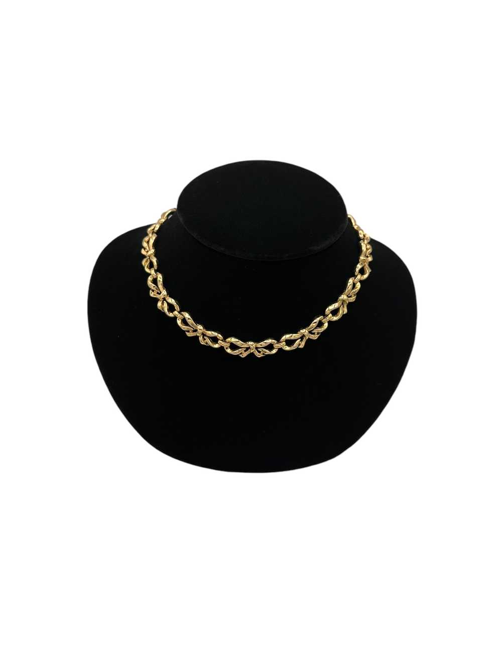 Trifari Gold Ribbon Bow Link Collar Necklace - image 1