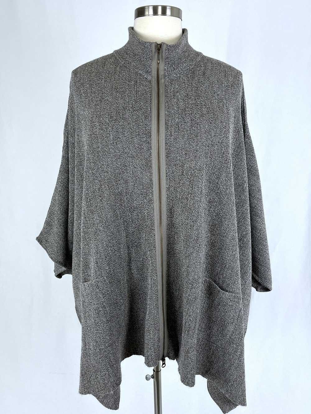 Beyond Threads Size Open Ash Gray Poncho NWT - image 1