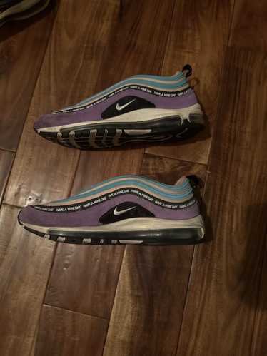 Have a nike day air maxes best sale