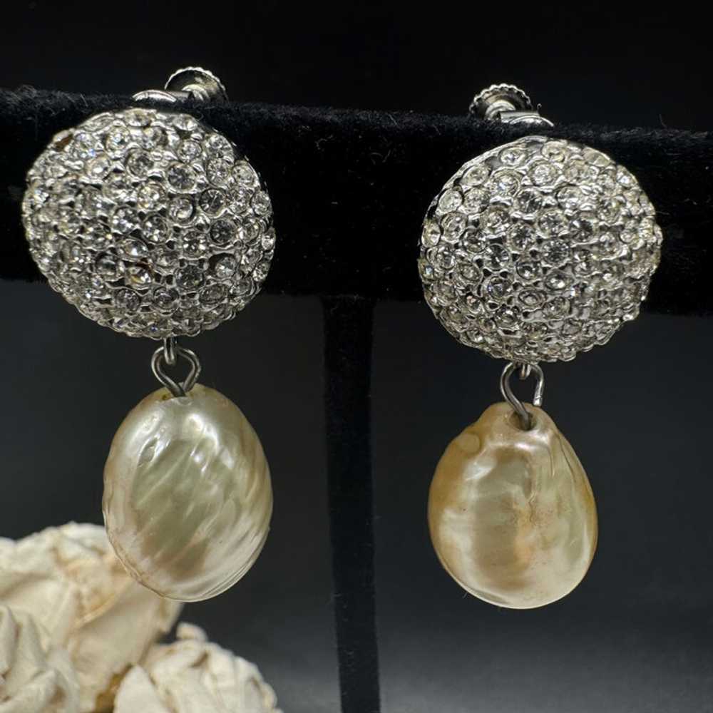 Les Bernard Faux Pearl Earrings - image 2