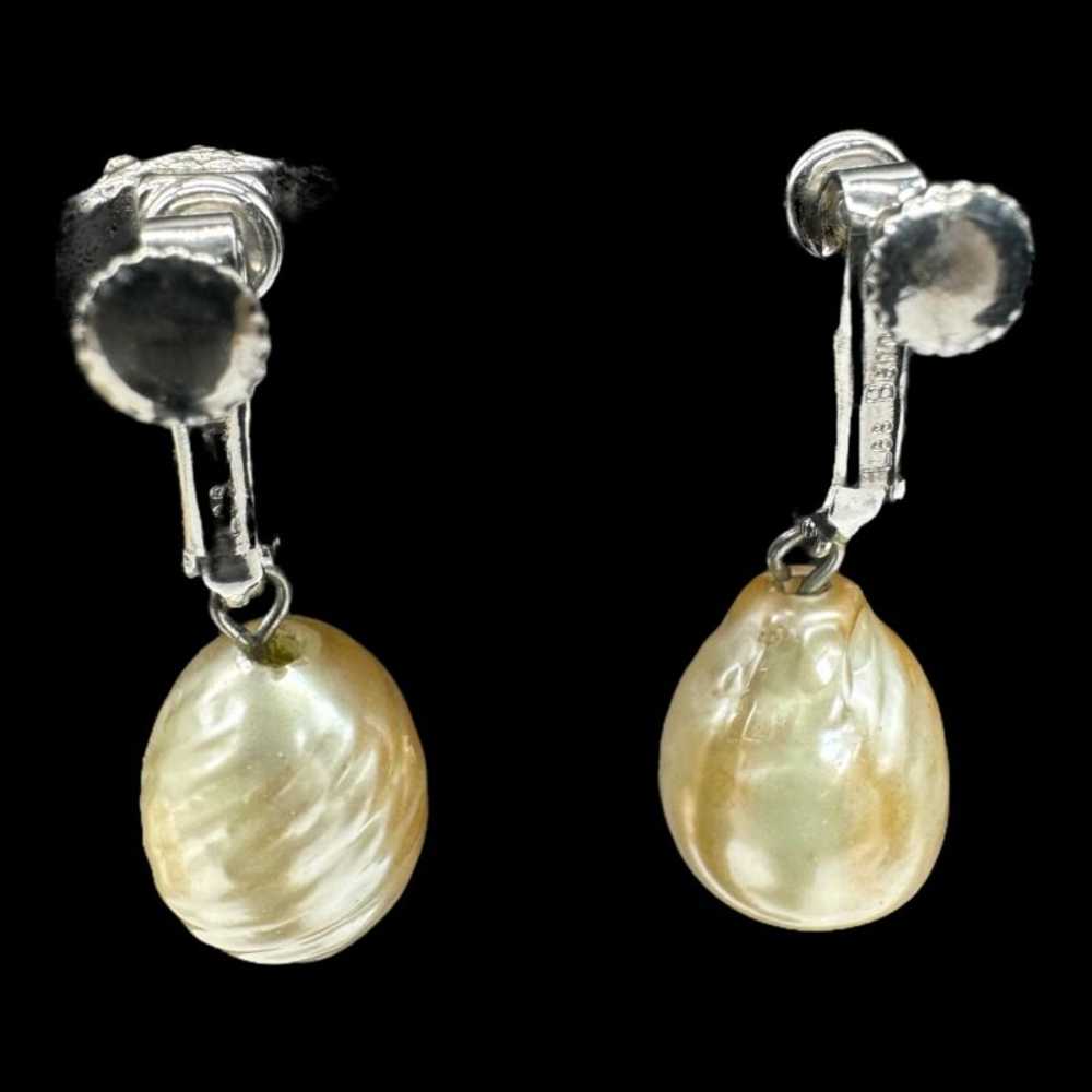 Les Bernard Faux Pearl Earrings - image 3