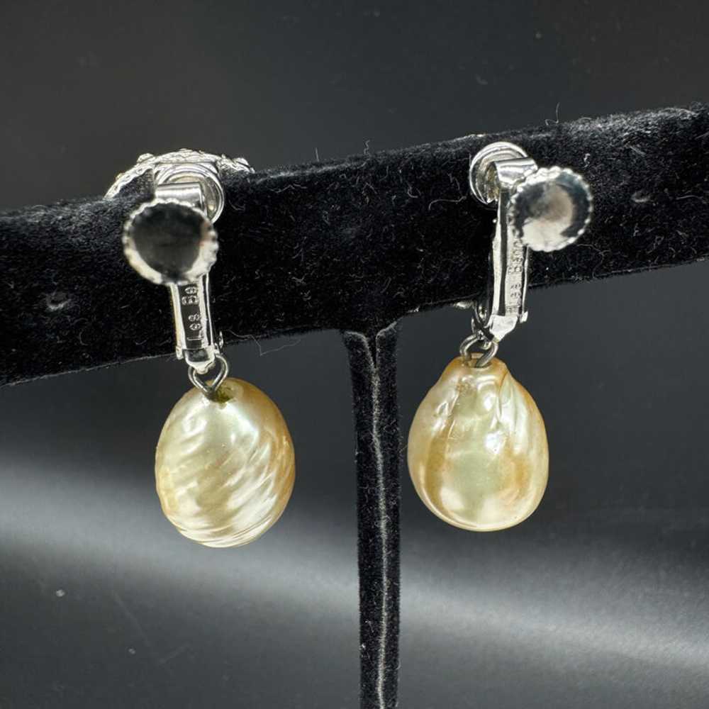 Les Bernard Faux Pearl Earrings - image 4