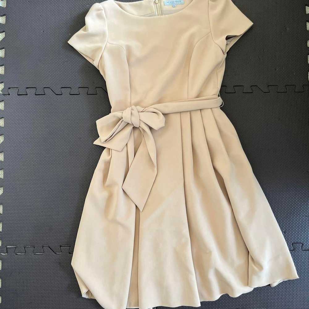 M-premier Beige Short-Sleeve Dress Size 36 - image 1