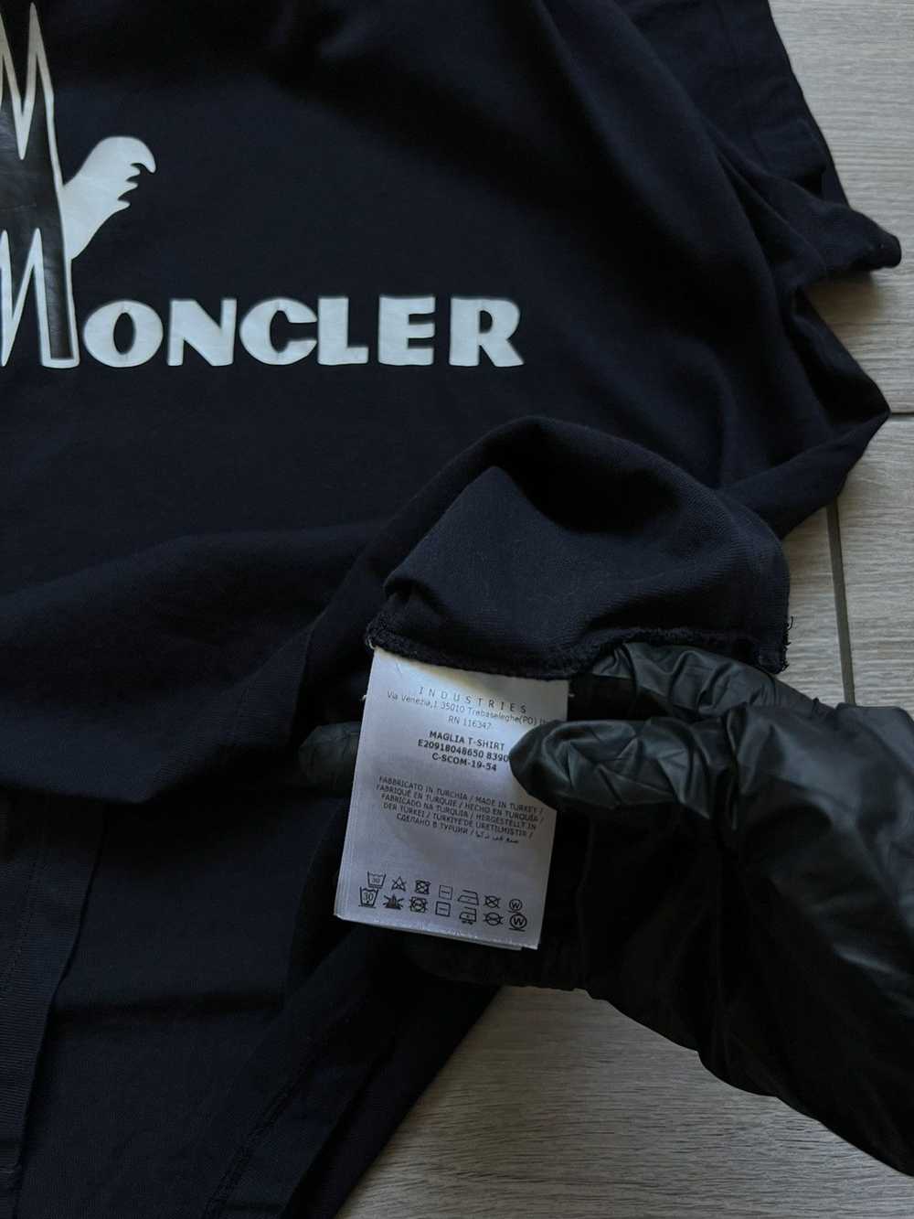 Moncler × Streetwear × Vintage Moncler t-shirt Bi… - image 11