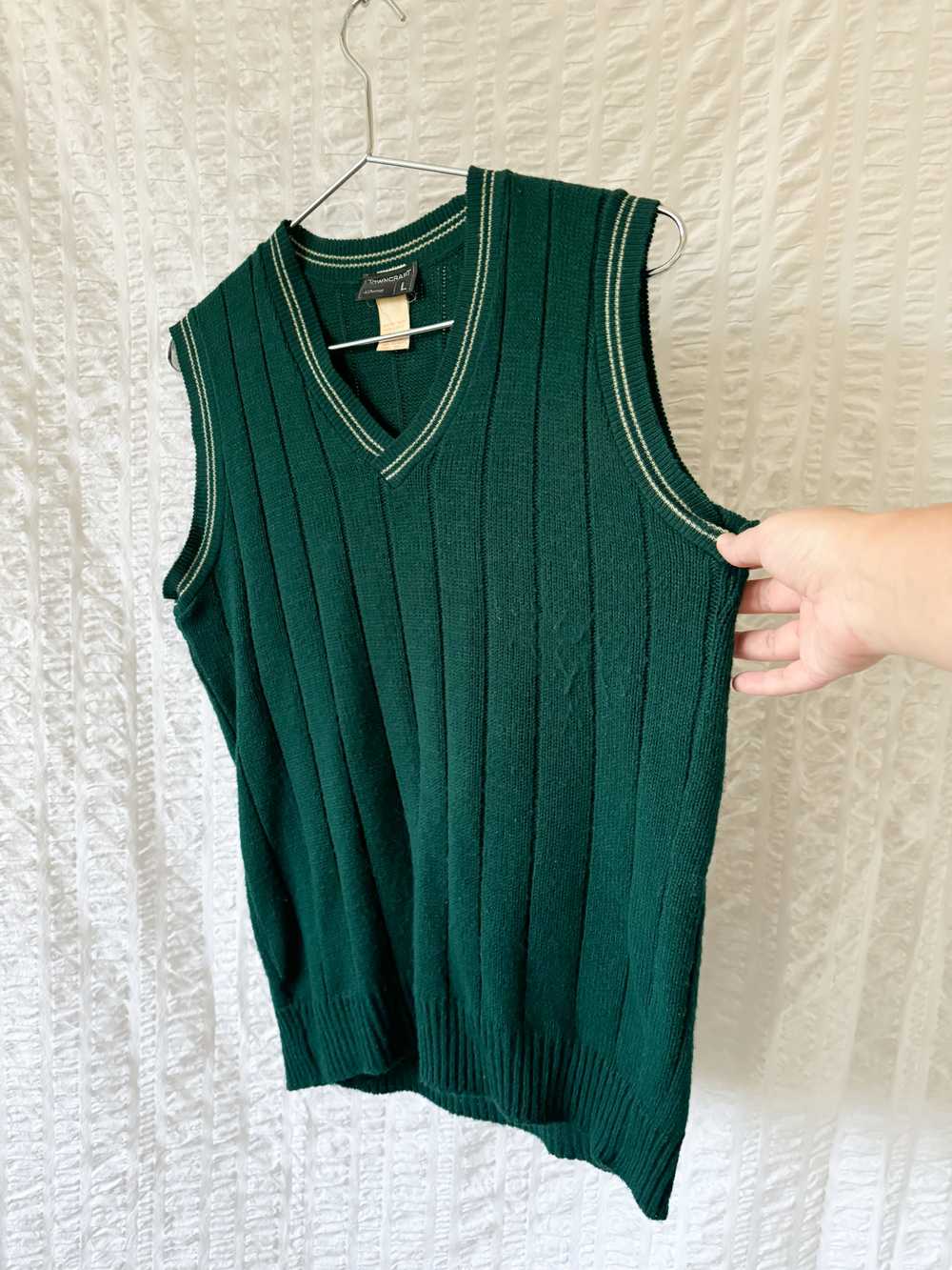 70s forest green knit vest - image 2