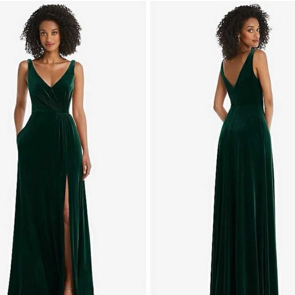 Emerald Green Velvet Dress - image 10