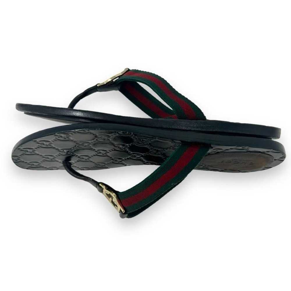 Gucci Double G leather sandal - image 7