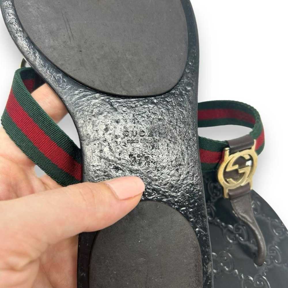 Gucci Double G leather sandal - image 9