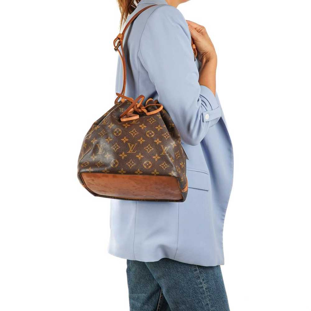 Louis Vuitton Noé cloth handbag - image 2