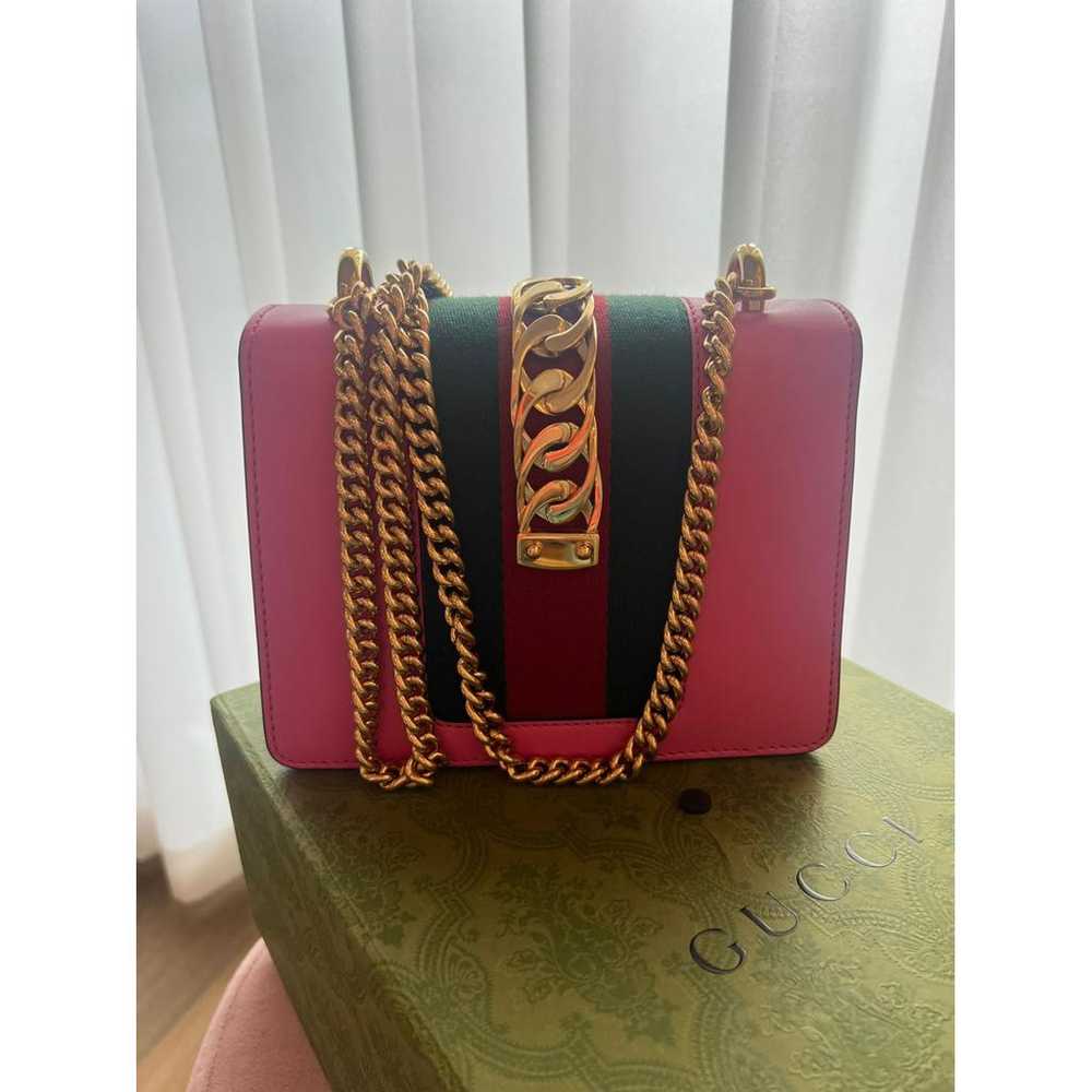 Gucci Sylvie Flap Chain leather crossbody bag - image 6