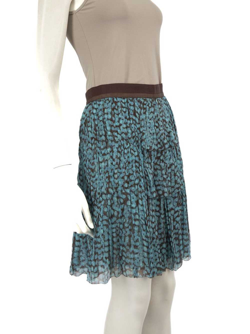 Louis Vuitton Dotted Silk Flared Knee Length Skirt - image 2