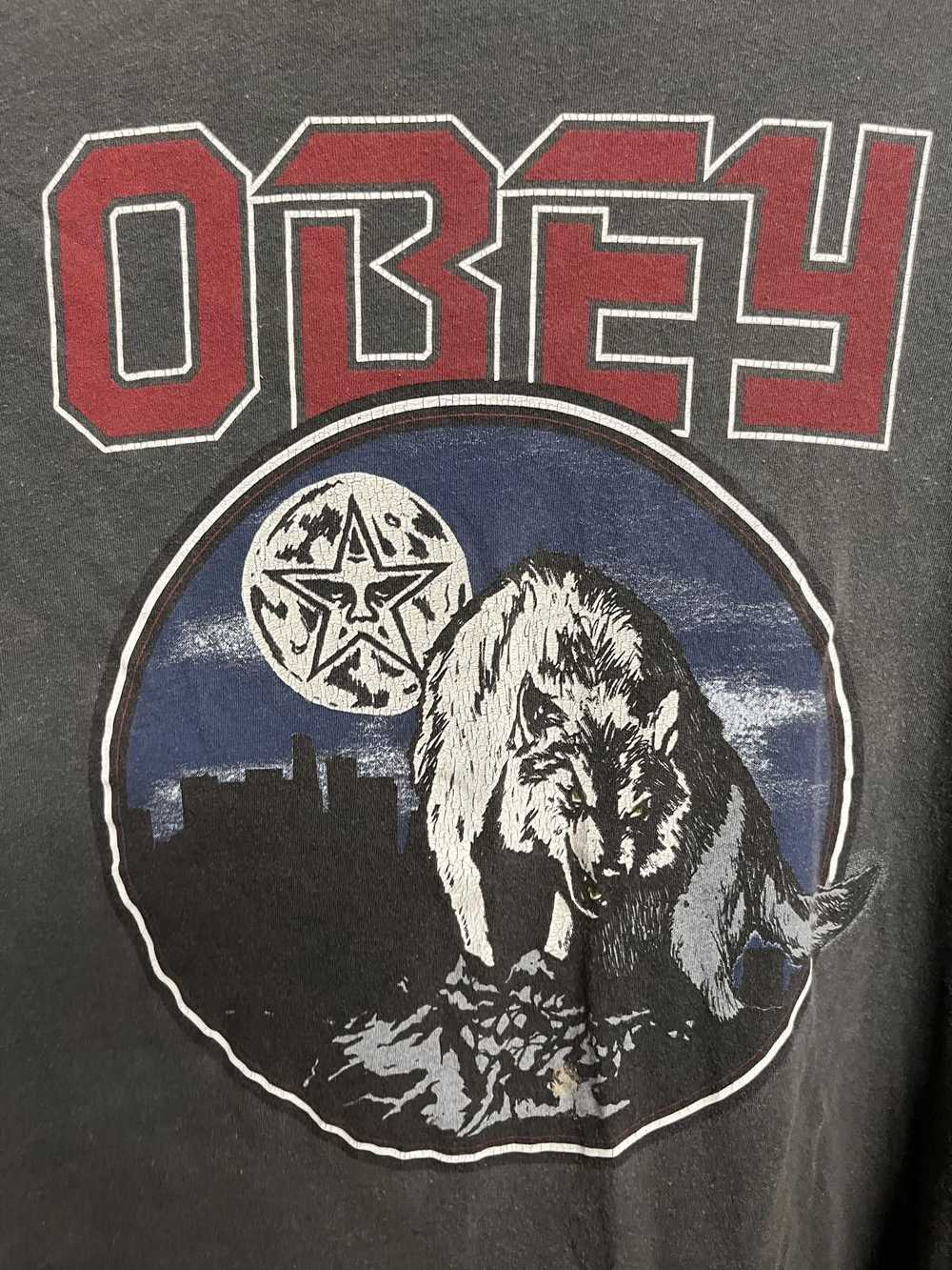 Designer Obey Juniors Tee - Obey Full Moon Wolf W… - image 2