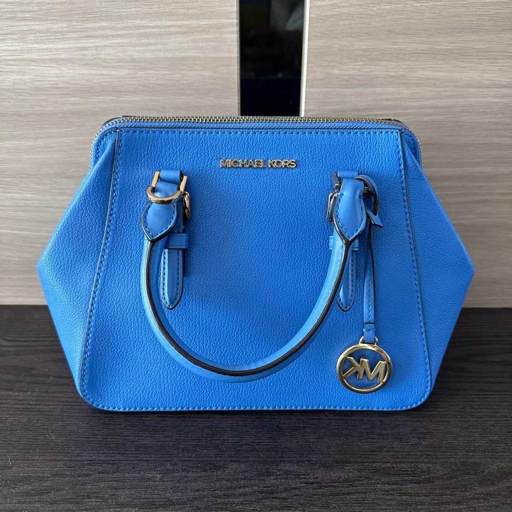 MICHAEL KORS Blue Box-shaped Handbag - image 1