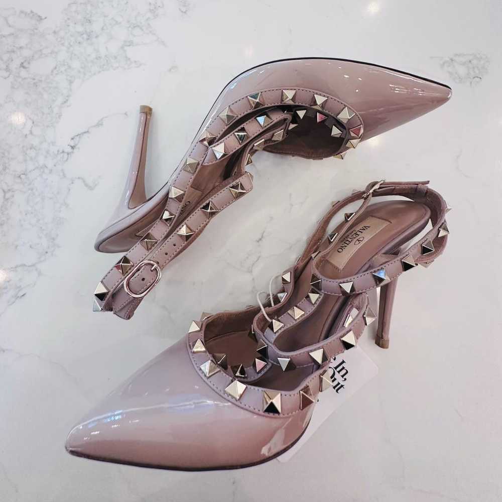 Valentino Garavani Rockstud patent leather heels - image 7