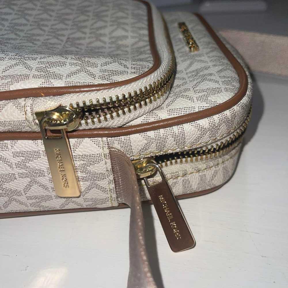 MICHAEL KORS MK Logo Print Shoulder Bag Vanilla - image 8