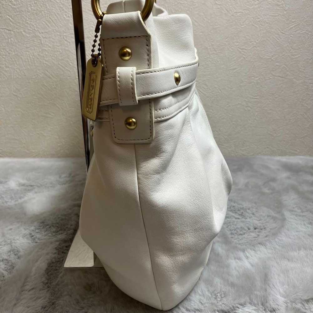 COACH 8B15 Shoulder Bag White with storage bag - image 4