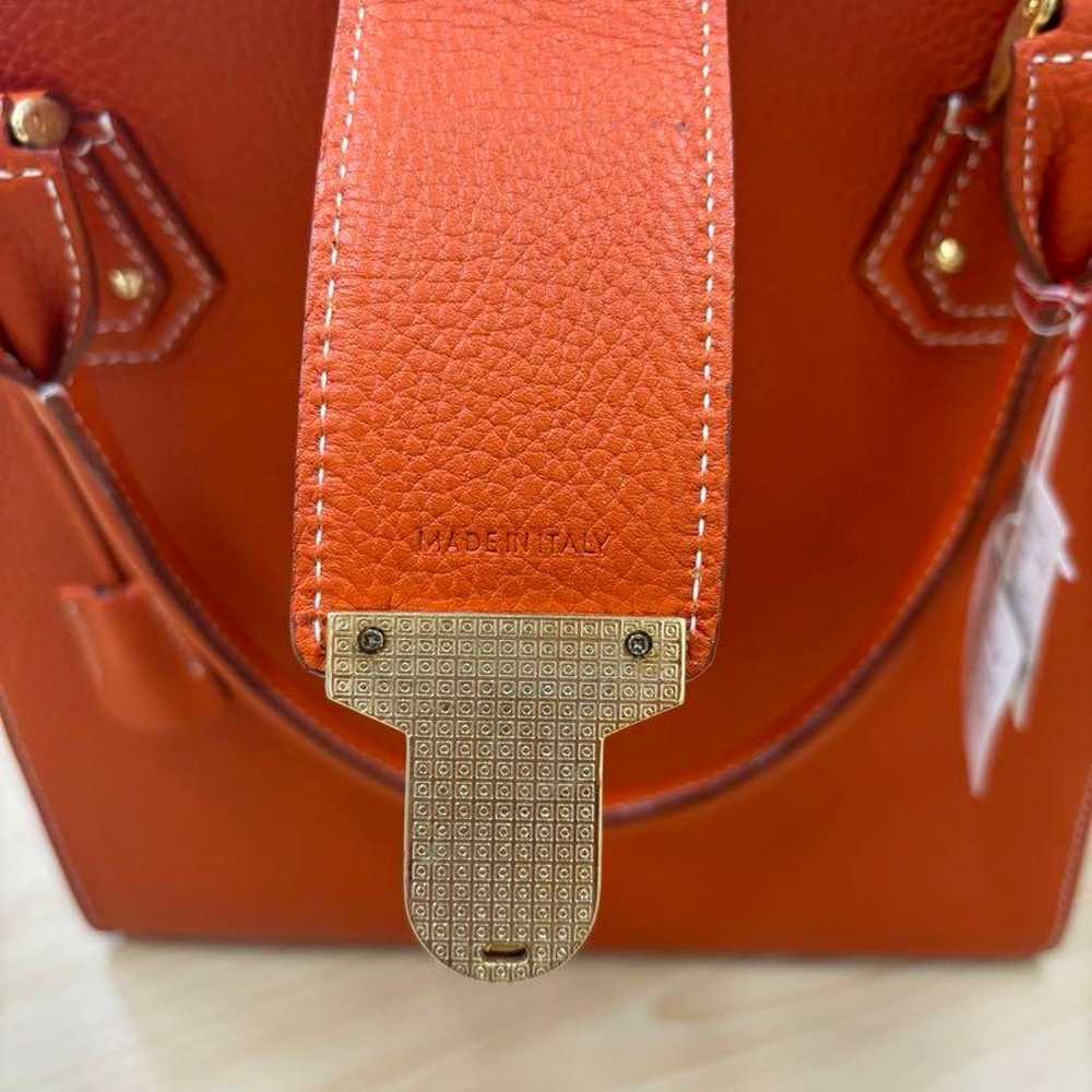 Orange leather tote bag with gold hardware. - image 6