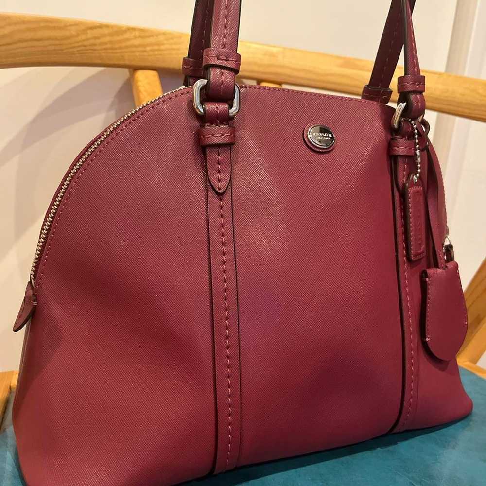 Superb item ✨ Authentic Coach handbag shoulder ba… - image 2