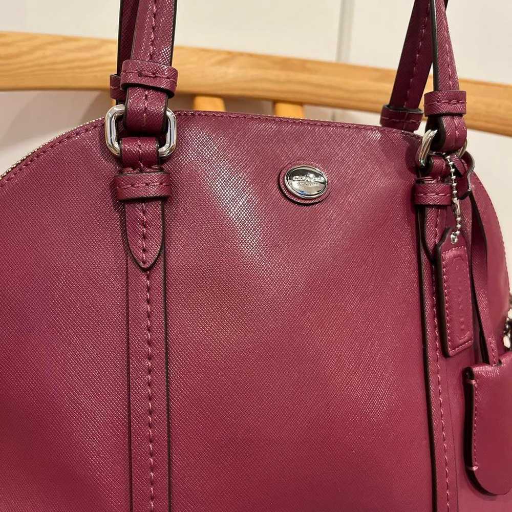 Superb item ✨ Authentic Coach handbag shoulder ba… - image 3