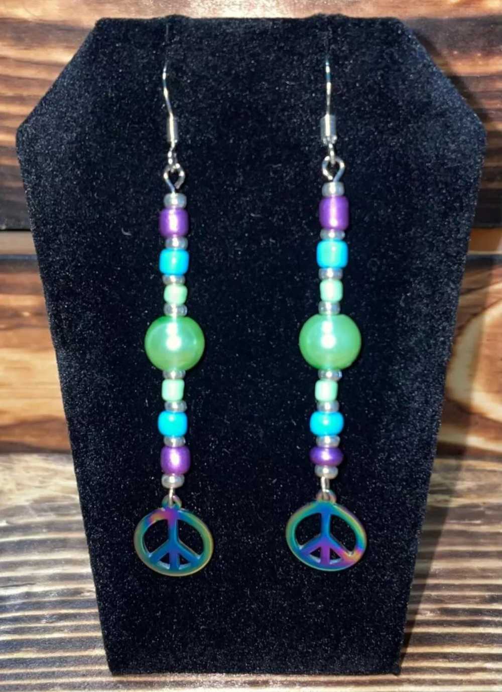 NEW Boho Hippie Peace Sign Beaded Iridescent Meta… - image 1