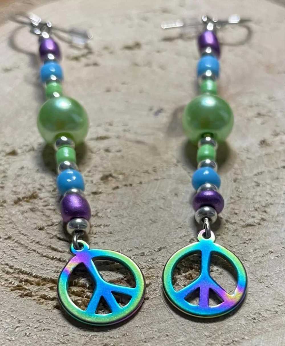 NEW Boho Hippie Peace Sign Beaded Iridescent Meta… - image 3