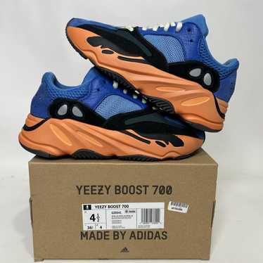 Adidas Adidas Yeezy Boost 700 “Bright Blue” 2024