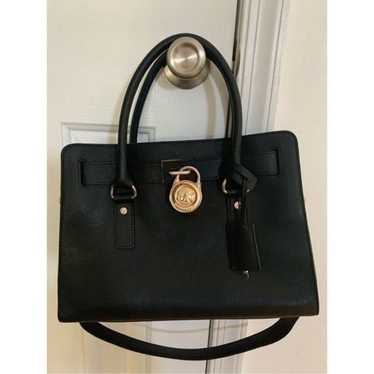 Michael Kors Hamilton East Vest Black Leather Bag