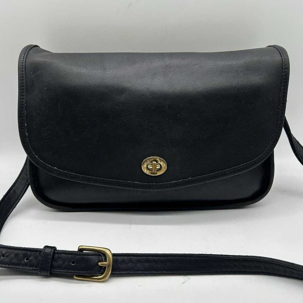 Vintage Coach City Bag 9790 Black Leather Crossbo… - image 1